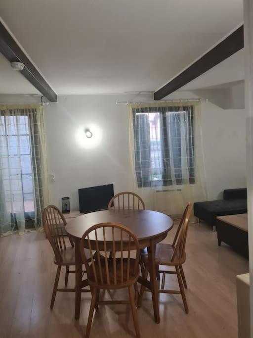 Appartement T2 *